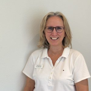 Dr. med. vet. Anette Fach, Tierärztin und Praxisinhaberin